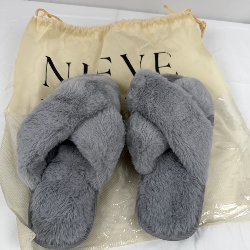 Eve Gray Women's Fuzzy Slippers
